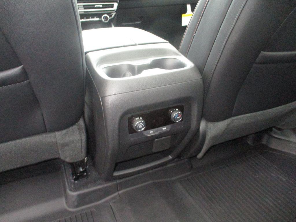 new 2026 Chevrolet Traverse car, priced at $53,499