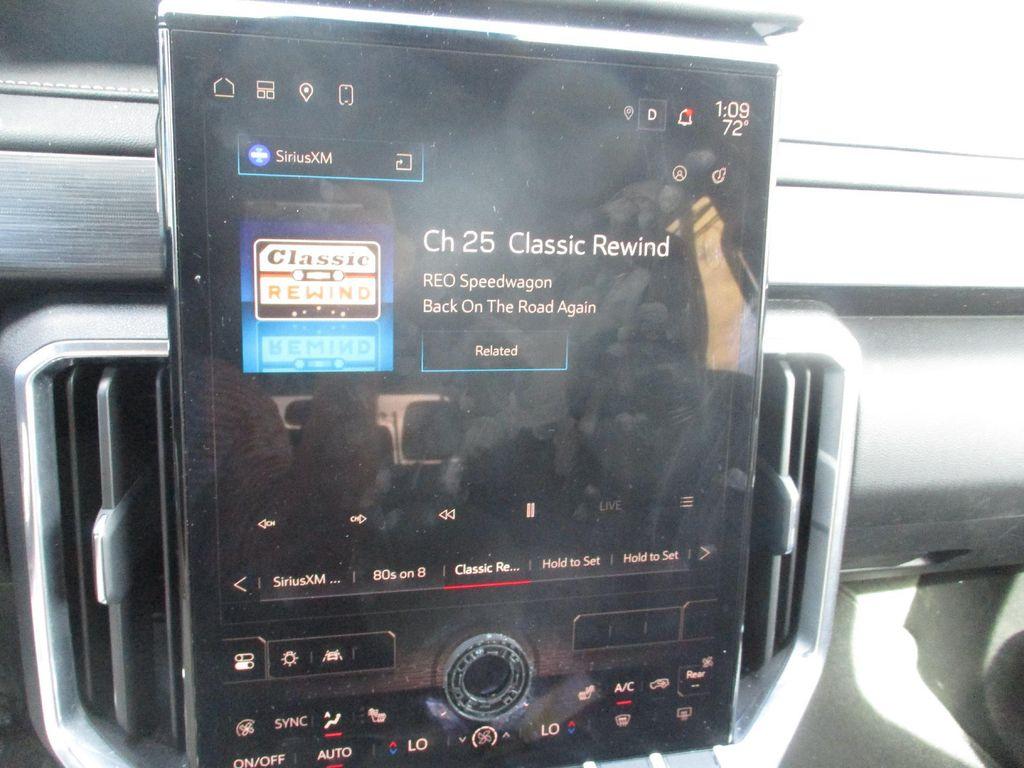 used 2025 GMC Acadia car, priced at $32,999