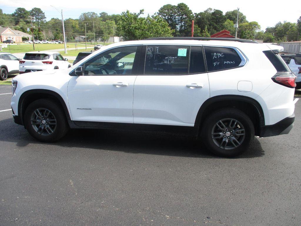 used 2025 GMC Acadia car, priced at $32,999