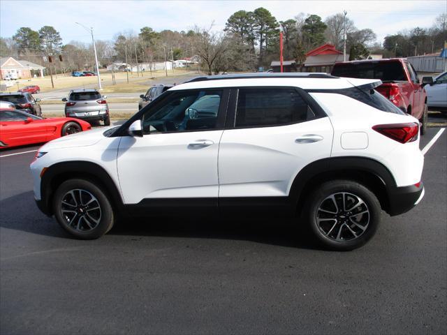 new 2025 Chevrolet TrailBlazer car, priced at $23,999