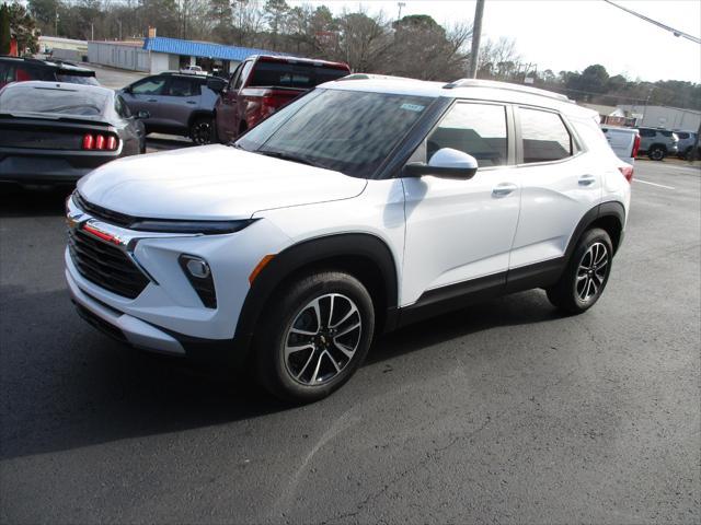 new 2025 Chevrolet TrailBlazer car, priced at $23,999