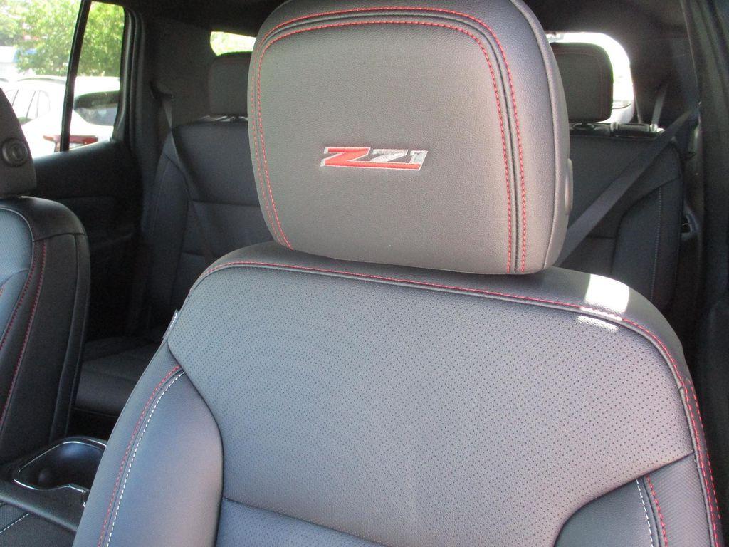 new 2026 Chevrolet Traverse car, priced at $51,499