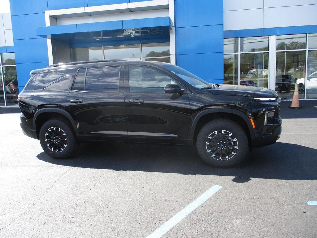new 2026 Chevrolet Traverse car, priced at $51,499