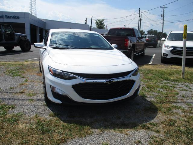 new 2025 Chevrolet Malibu car, priced at $25,999