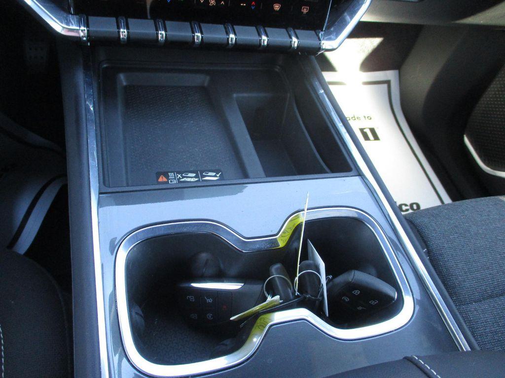 used 2025 GMC Acadia car, priced at $32,999