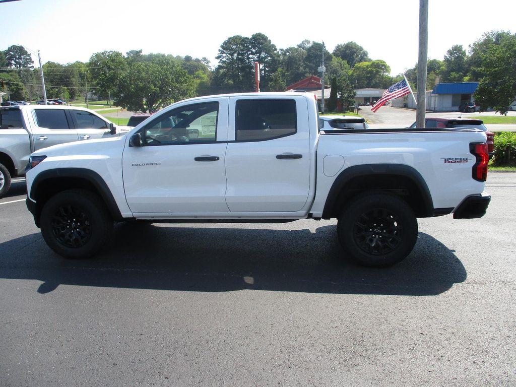 new 2026 Chevrolet Colorado car, priced at $39,999