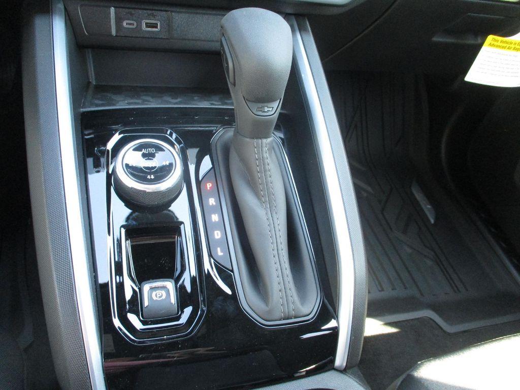 new 2026 Chevrolet Colorado car, priced at $39,999