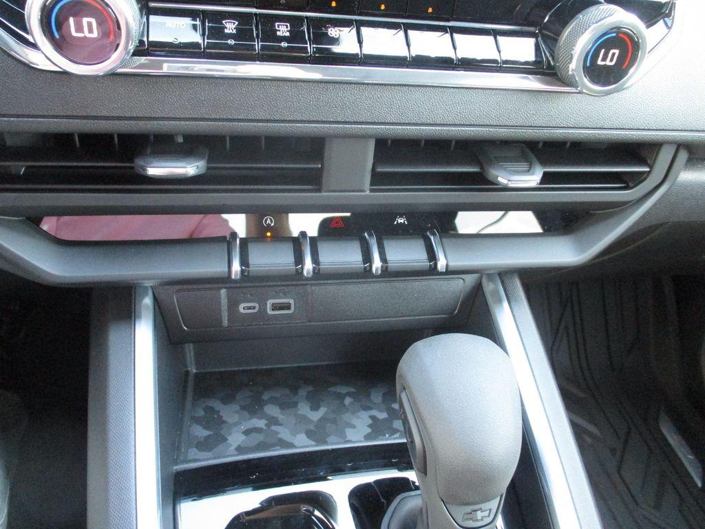new 2026 Chevrolet Colorado car, priced at $39,999