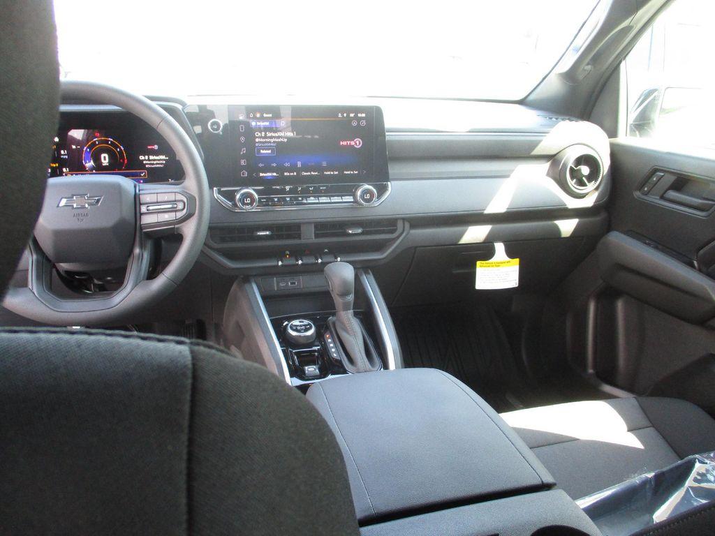 new 2026 Chevrolet Colorado car, priced at $39,999