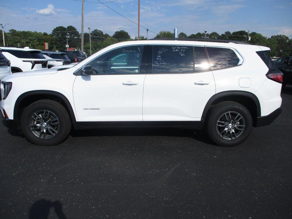 used 2025 GMC Acadia car