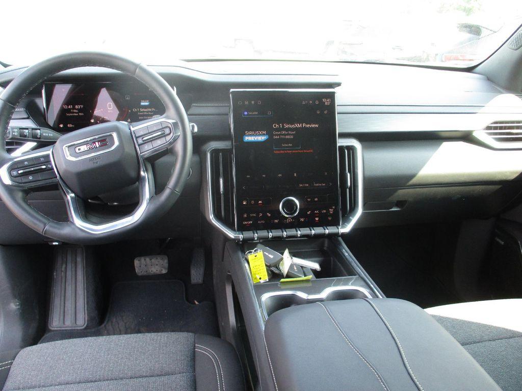 used 2025 GMC Acadia car