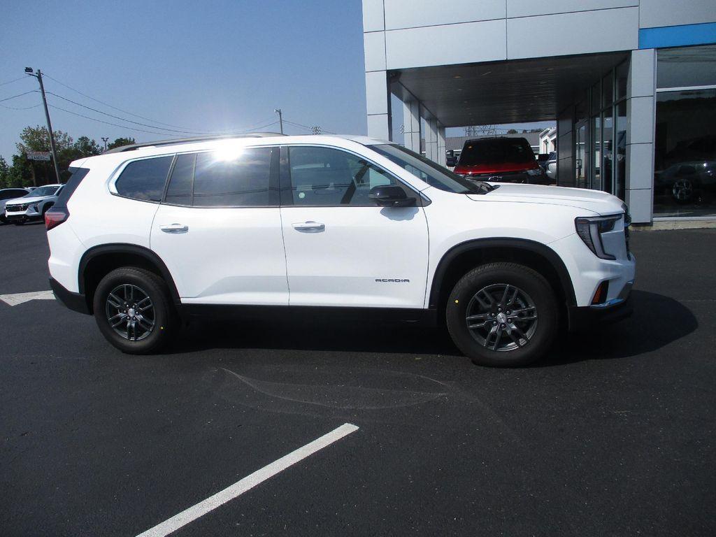 used 2025 GMC Acadia car