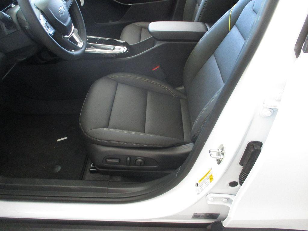 new 2026 Chevrolet Trax car, priced at $27,299