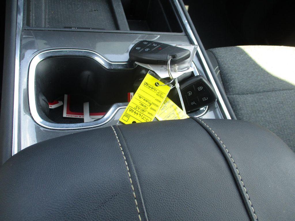 used 2025 GMC Acadia car