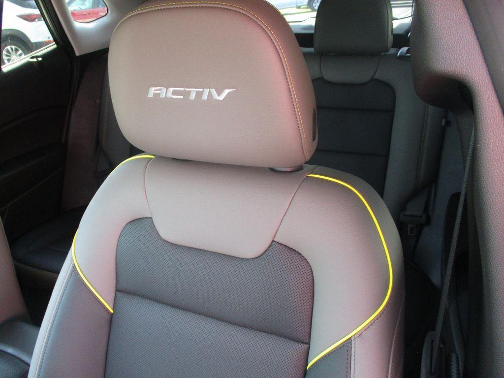 new 2025 Chevrolet Trax car, priced at $26,999