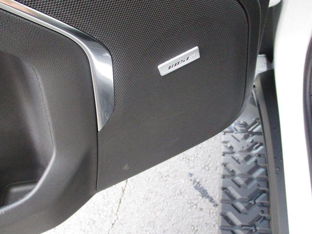 new 2025 Chevrolet Tahoe car, priced at $74,599