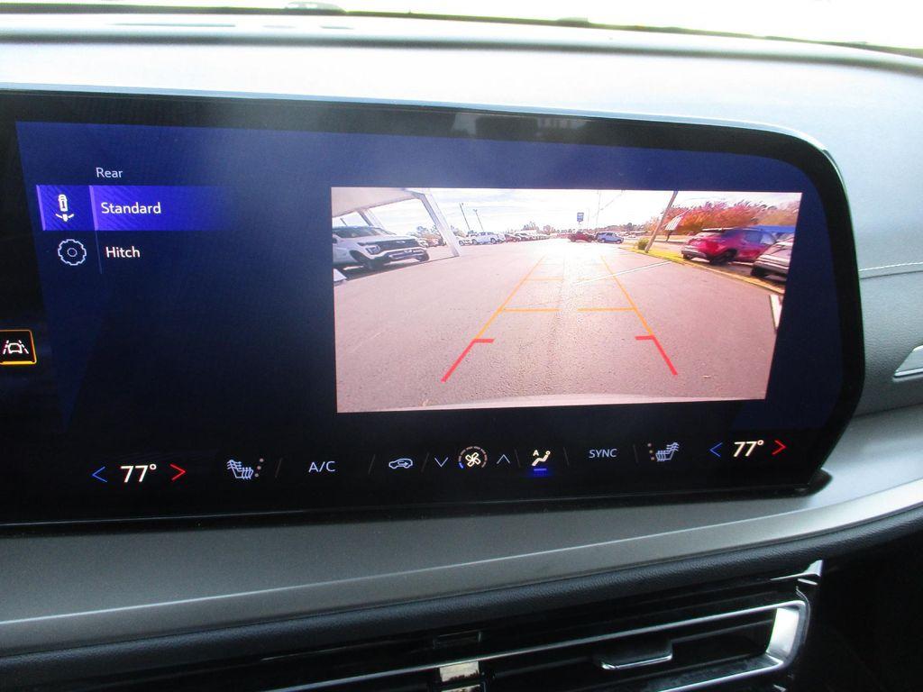 used 2025 Chevrolet Traverse car, priced at $37,499