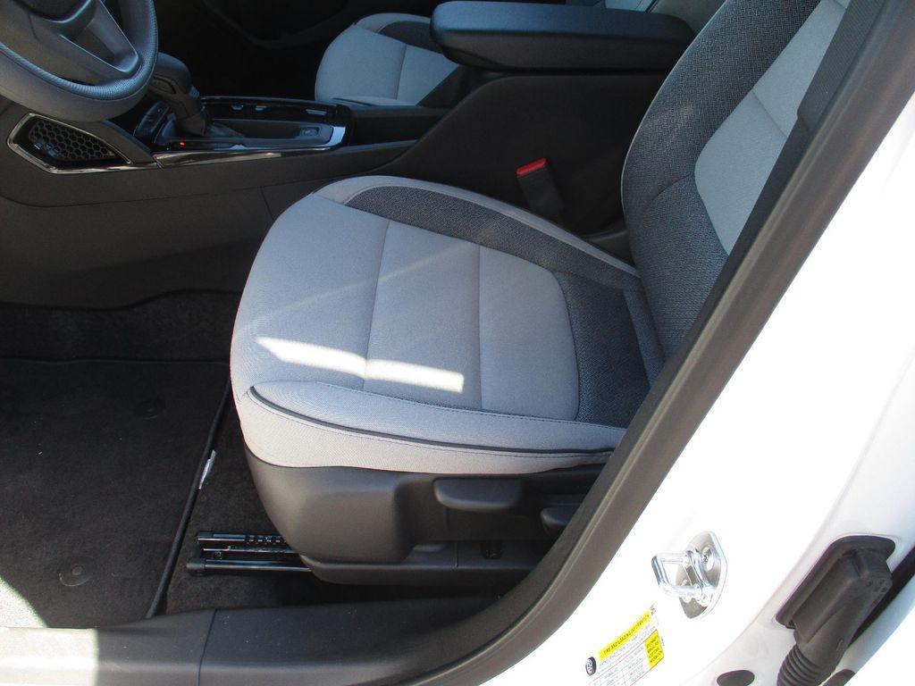 new 2025 Chevrolet TrailBlazer car, priced at $22,799