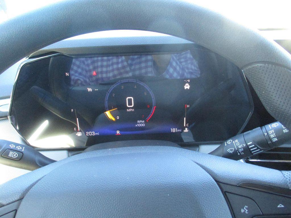 new 2025 Chevrolet TrailBlazer car, priced at $22,799