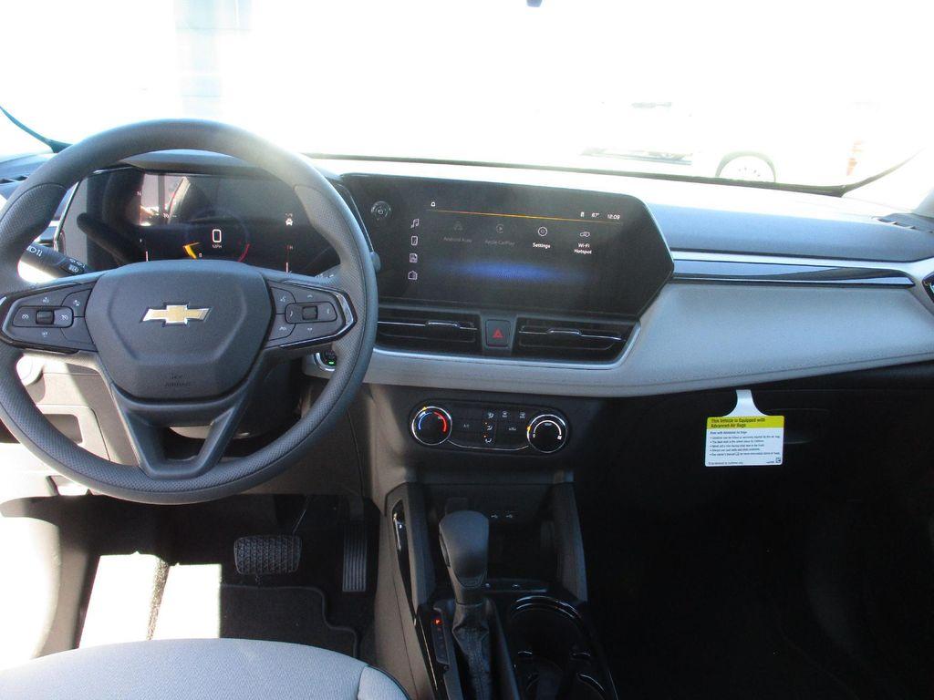 new 2025 Chevrolet TrailBlazer car, priced at $22,799