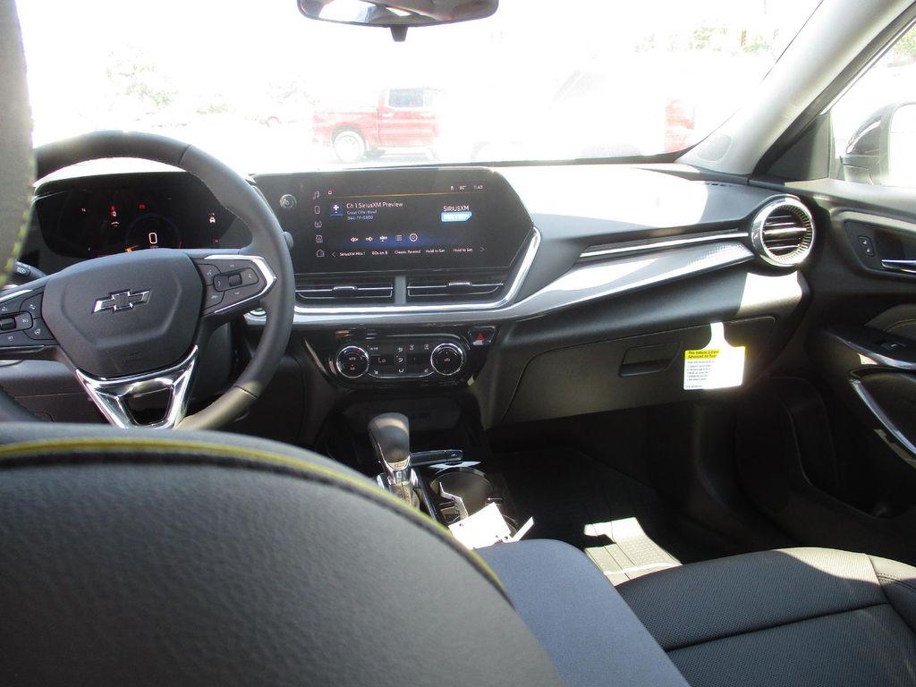 new 2025 Chevrolet Trax car, priced at $25,999