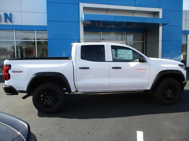 new 2025 Chevrolet Colorado car, priced at $40,299