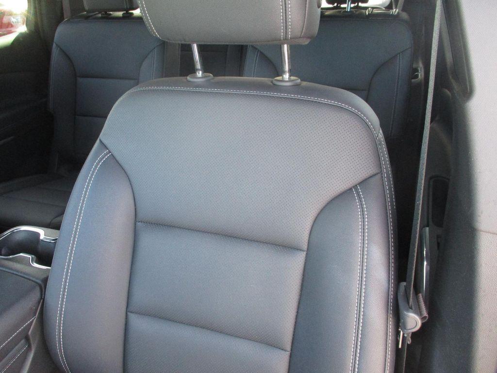 used 2025 Chevrolet Traverse car, priced at $36,999