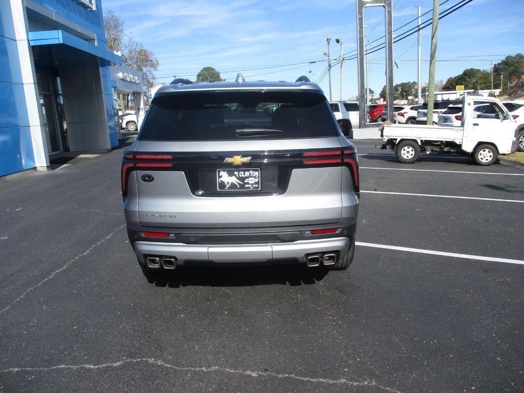 used 2025 Chevrolet Traverse car, priced at $36,999