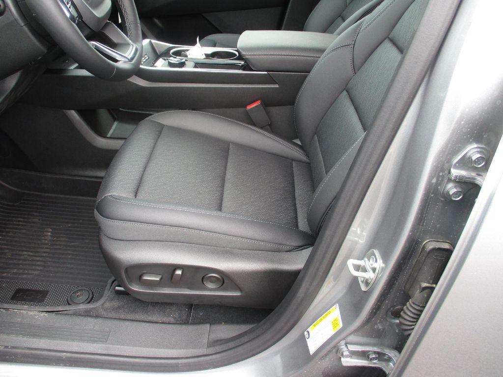 new 2026 Chevrolet Equinox car, priced at $30,499