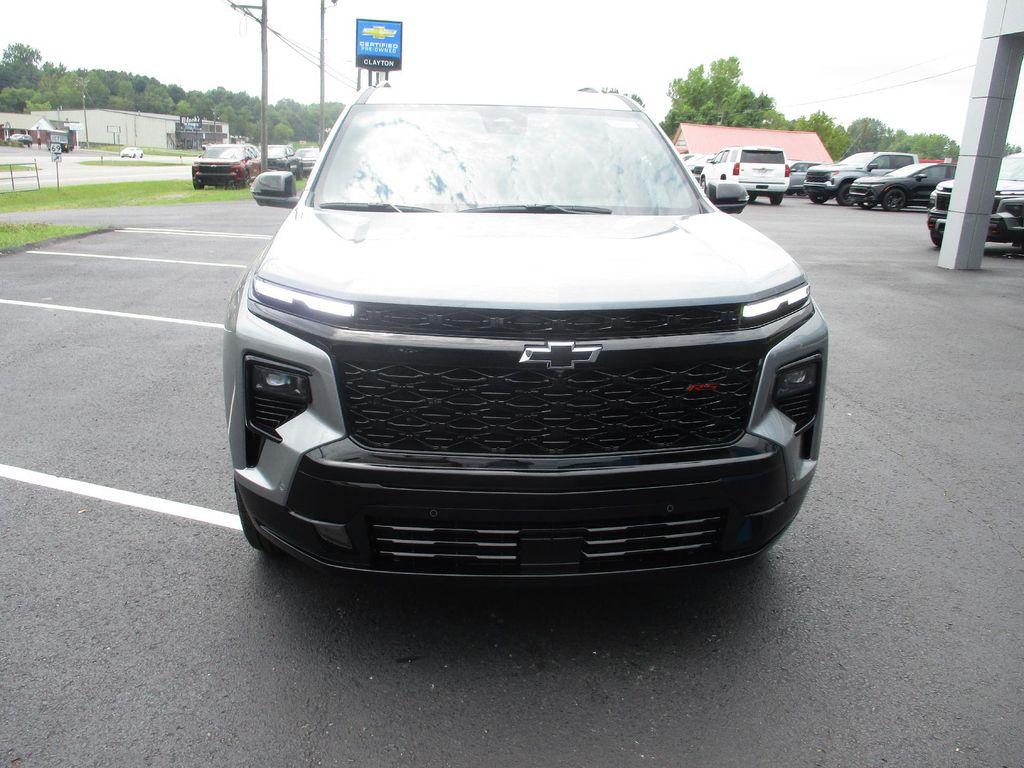 new 2026 Chevrolet Traverse car, priced at $55,999