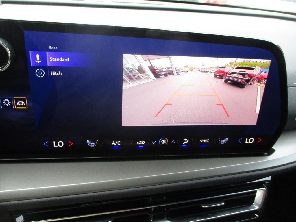 used 2025 Chevrolet Traverse car