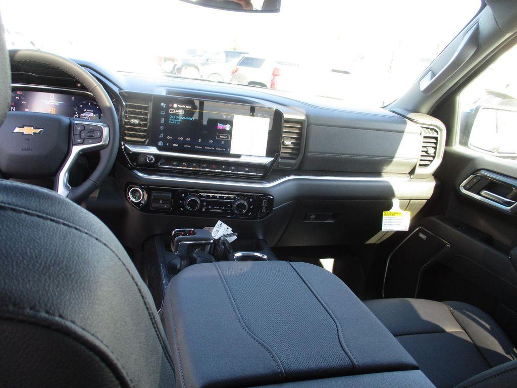 new 2025 Chevrolet Silverado 1500 car, priced at $54,999