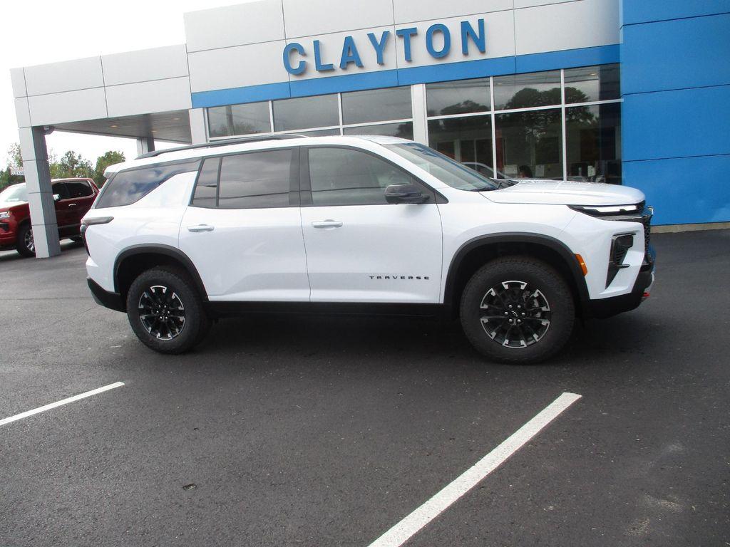 new 2026 Chevrolet Traverse car, priced at $50,999