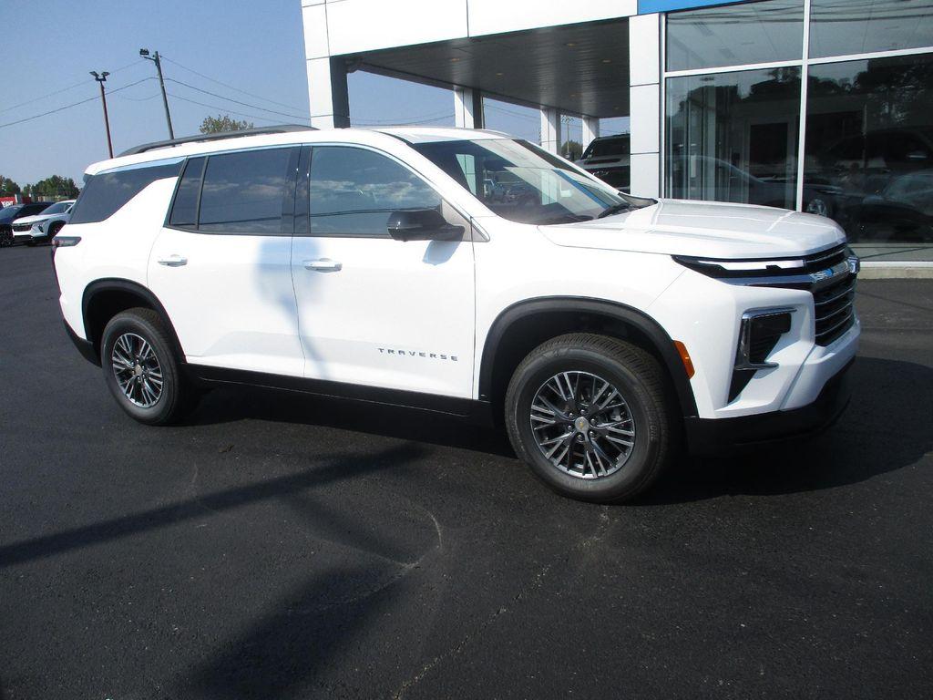 new 2026 Chevrolet Traverse car, priced at $41,499