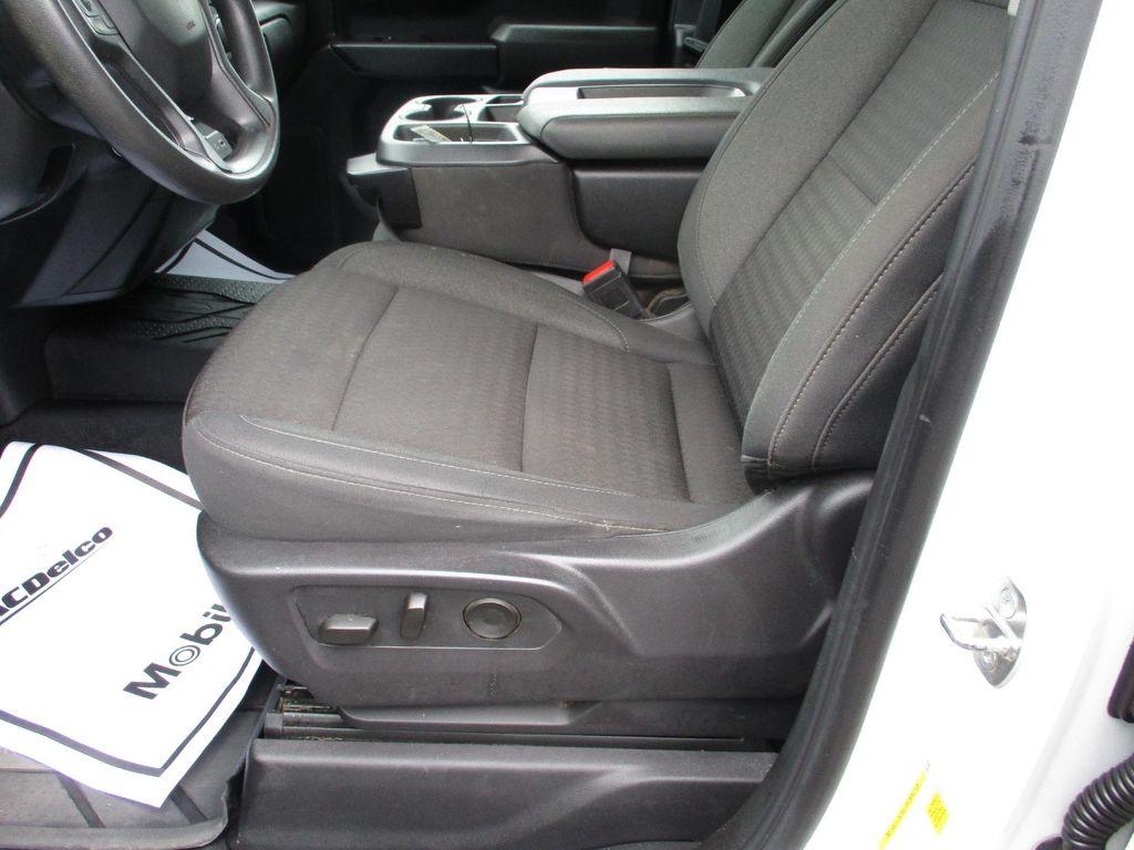 used 2024 Chevrolet Silverado 1500 car, priced at $32,999