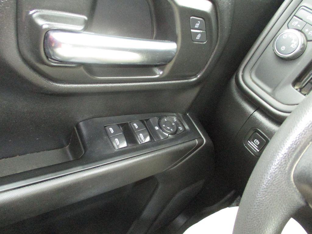 used 2024 Chevrolet Silverado 1500 car, priced at $32,999