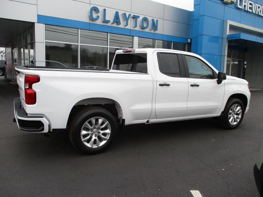 used 2024 Chevrolet Silverado 1500 car, priced at $32,999