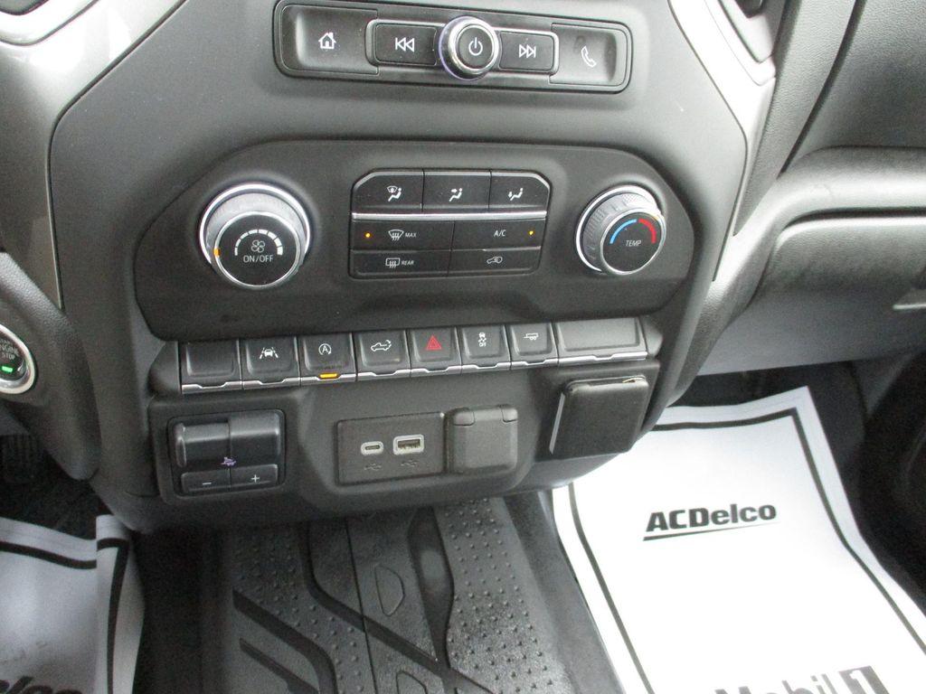 used 2024 Chevrolet Silverado 1500 car, priced at $32,999