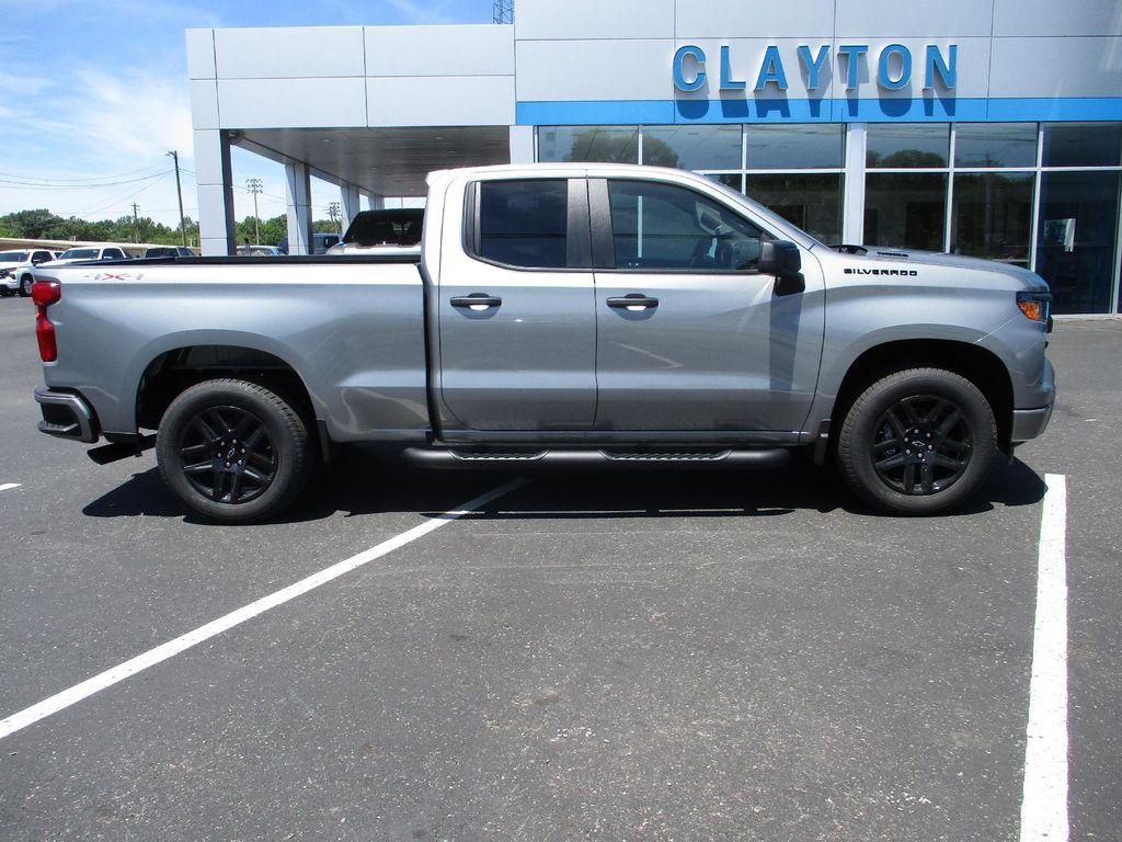 new 2024 Chevrolet Silverado 1500 car, priced at $34,999