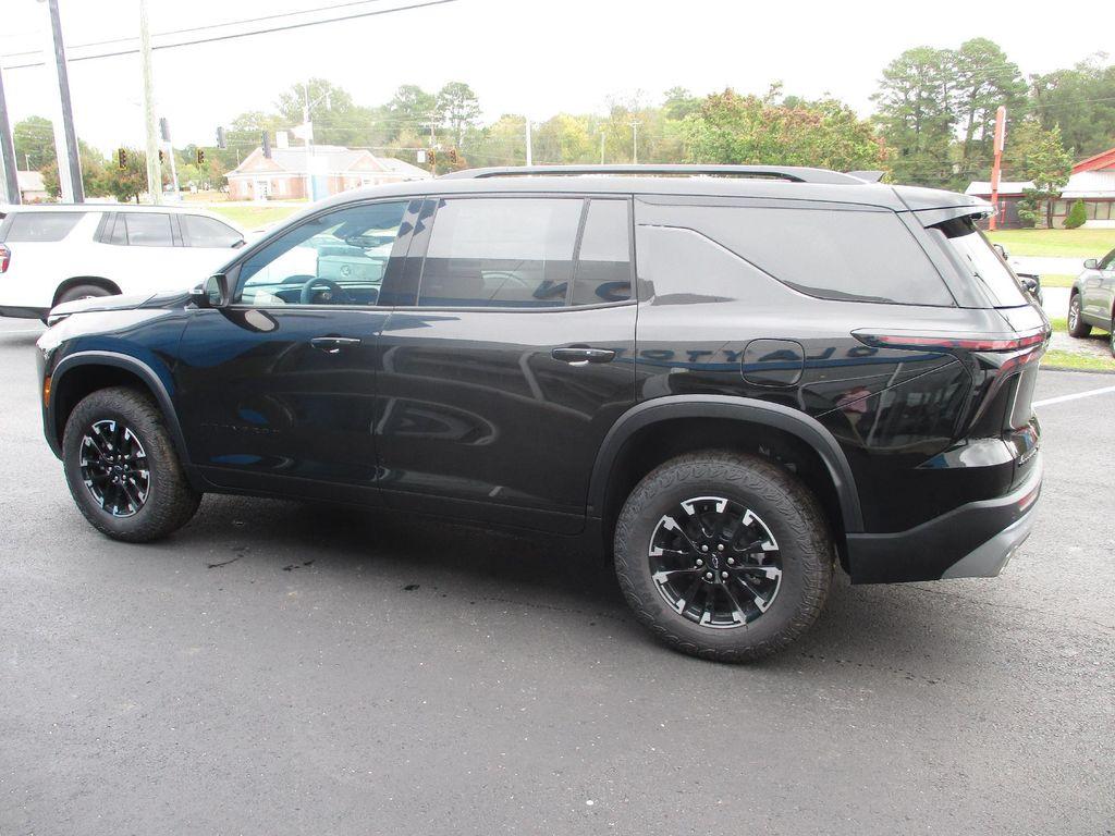 new 2026 Chevrolet Traverse car, priced at $51,499