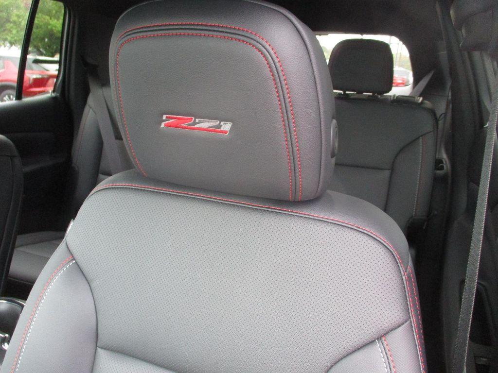 new 2026 Chevrolet Traverse car, priced at $51,499