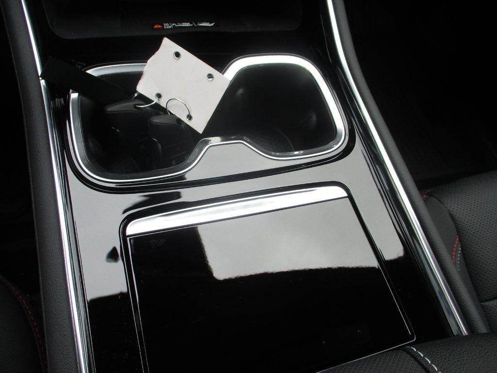 new 2026 Chevrolet Traverse car, priced at $51,499