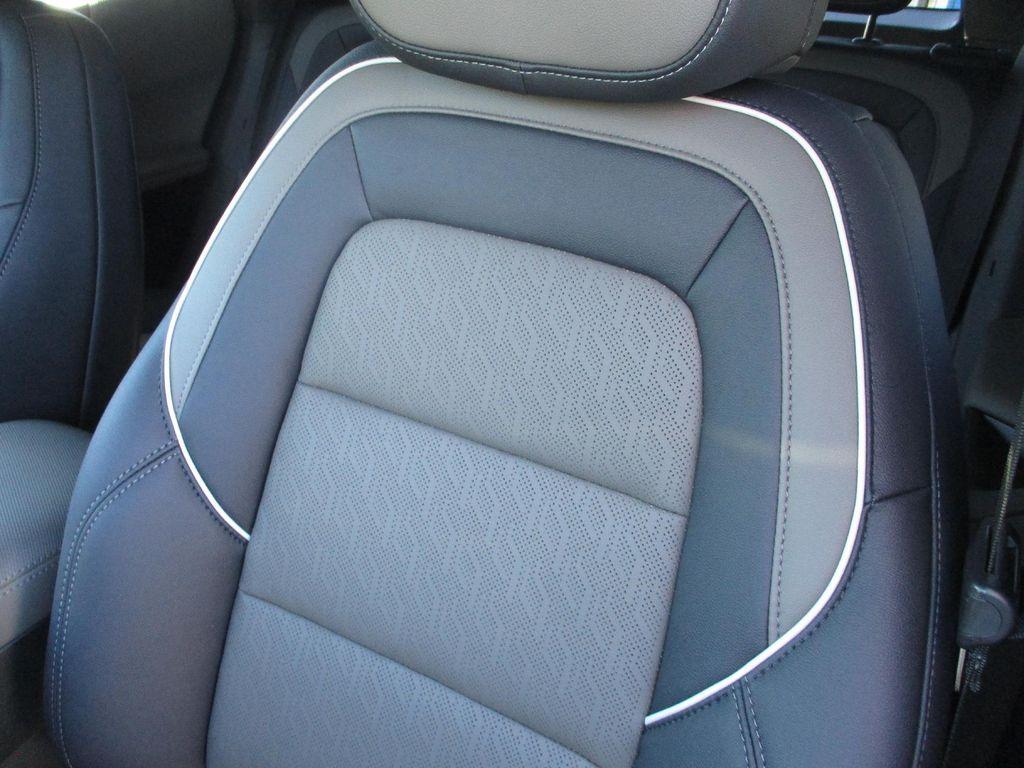 new 2026 Chevrolet Equinox car, priced at $32,599