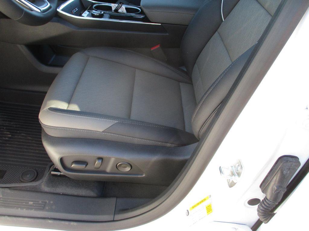 new 2026 Chevrolet Equinox car, priced at $32,599