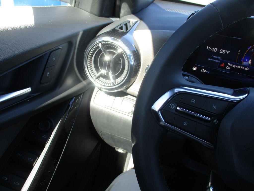 new 2026 Chevrolet Equinox car, priced at $32,599