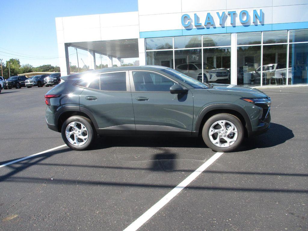 new 2025 Chevrolet Trax car, priced at $22,599