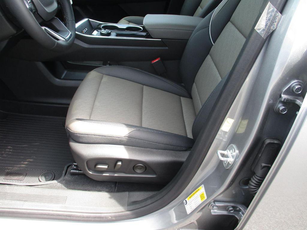 new 2026 Chevrolet Equinox car, priced at $30,999