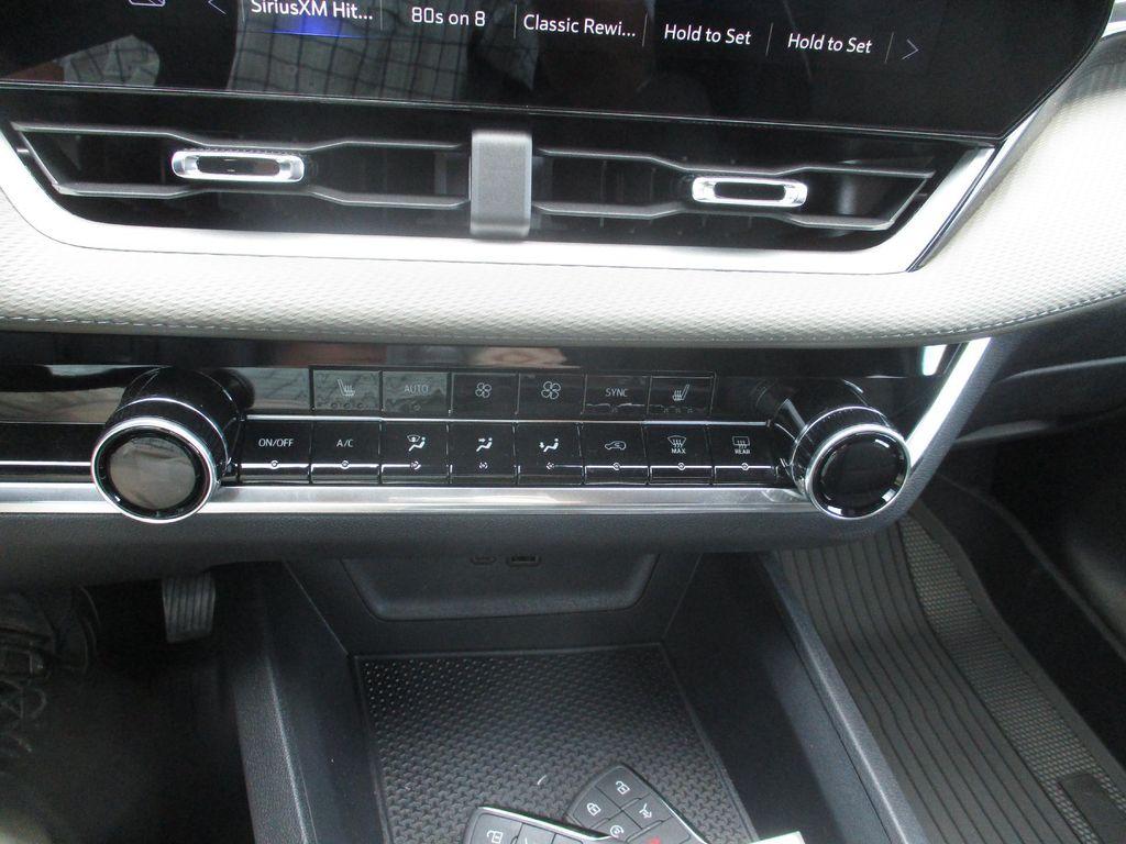 new 2026 Chevrolet Equinox car, priced at $30,999