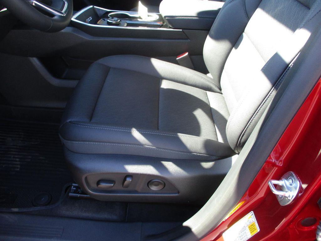 new 2026 Chevrolet Equinox car, priced at $32,999