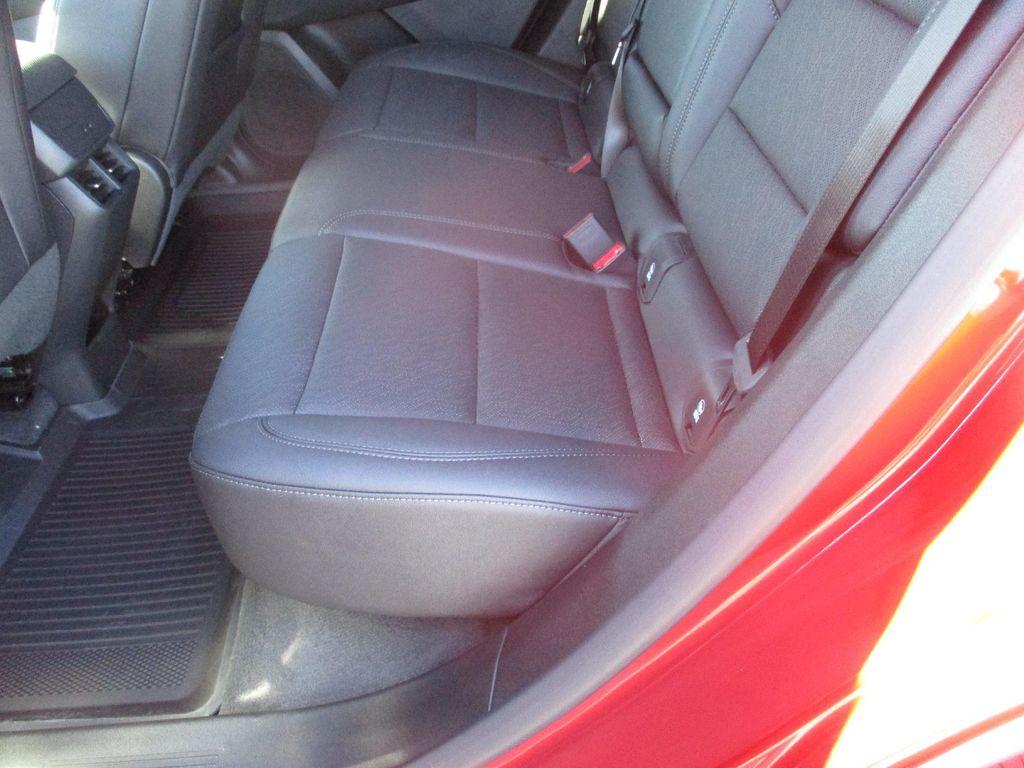 new 2026 Chevrolet Equinox car, priced at $32,999